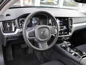 Volvo V60 T6 Plug-in hybrid AWD Essential Bright thumbnail 11