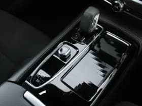 Volvo V60 T6 Plug-in hybrid AWD Essential Bright thumbnail 57