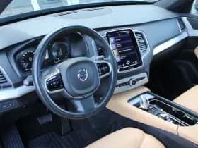 Volvo XC90 T8 Twin Engine AWD Momentum thumbnail 12