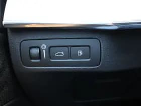 Volvo XC90 T8 Twin Engine AWD Momentum thumbnail 20