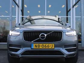 Volvo XC90 T8 Twin Engine AWD Momentum thumbnail 4