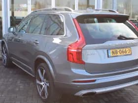 Volvo XC90 T8 Twin Engine AWD Momentum thumbnail 32