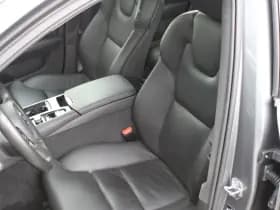 Volvo V60 T6 Recharge AWD R-Design thumbnail 16