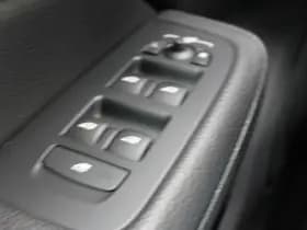 Volvo V60 T6 Recharge AWD R-Design thumbnail 21