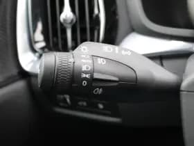 Volvo V60 T6 Recharge AWD R-Design thumbnail 23