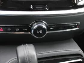 Volvo V60 T6 Recharge AWD R-Design thumbnail 29