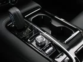 Volvo V60 T6 Recharge AWD R-Design thumbnail 30