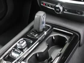 Volvo V60 T6 Recharge AWD R-Design thumbnail 45