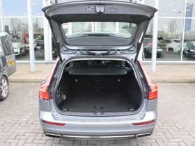 Volvo V60 T6 Recharge AWD R-Design thumbnail 6