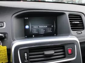 Volvo V60 T3 Momentum thumbnail 24