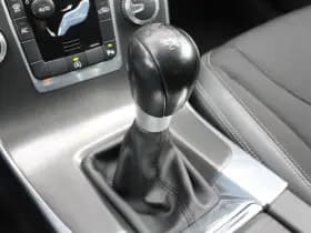 Volvo V60 T3 Momentum thumbnail 26