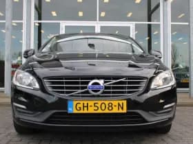 Volvo V60 T3 Momentum thumbnail 4