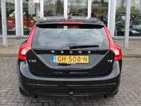 Volvo V60 T3 Momentum thumbnail 31
