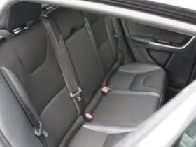 Volvo V60 T3 Momentum thumbnail 38