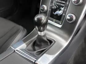 Volvo V60 T3 Momentum thumbnail 42