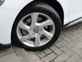 Volvo V40 Cross Country T3 Momentum thumbnail 11