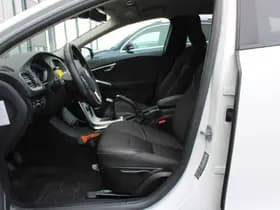 Volvo V40 Cross Country T3 Momentum thumbnail 13