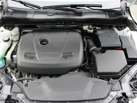 Volvo V40 Cross Country T3 Momentum thumbnail 37