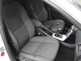 Volvo V40 Cross Country T3 Momentum thumbnail 41