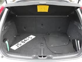 Volvo V40 Cross Country T3 Momentum thumbnail 8