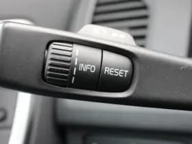 Volvo XC60 3.0 6 Cilinder! T6 AWD Momentum Youngtimer thumbnail 19