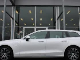 Volvo V60 T8 Recharge AWD Inscription thumbnail 2