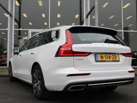 Volvo V60 T8 Recharge AWD Inscription thumbnail 3