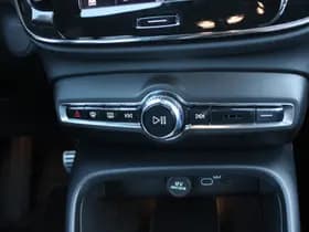 Volvo XC40 Recharge Twin Plus thumbnail 54