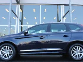 Volvo XC60 2.0 T5 FWD Polar+ thumbnail 2