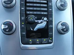 Volvo XC60 2.0 T5 FWD Polar+ thumbnail 28