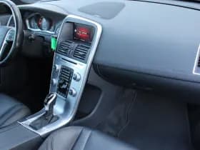 Volvo XC60 2.0 T5 FWD Polar+ thumbnail 50