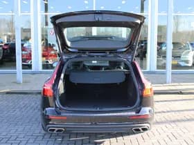 Volvo V60 T5 Automaat Momentum thumbnail 6