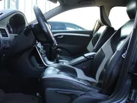 Volvo V70 2.5T Momentum thumbnail 12