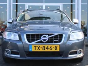 Volvo V70 2.5T Momentum thumbnail 4