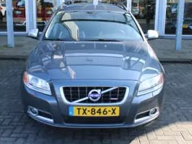 Volvo V70 2.5T Momentum thumbnail 34