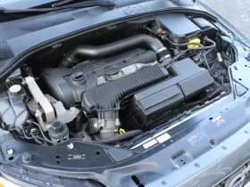 Volvo V70 2.5T Momentum thumbnail 36