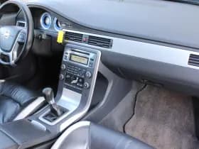 Volvo V70 2.5T Momentum thumbnail 46