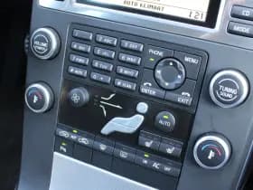 Volvo V70 2.5T Momentum thumbnail 47