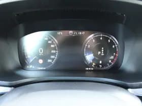 Volvo V60 B3 INSCRIPTION thumbnail 24