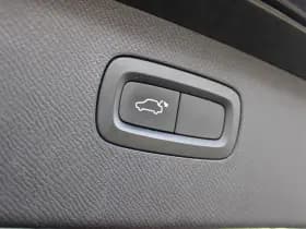 Volvo XC90 T8 Twin Engine AWD Inscription thumbnail 9