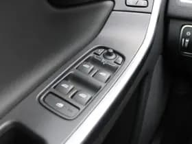 Volvo XC60 T5 FWD Summum thumbnail 18