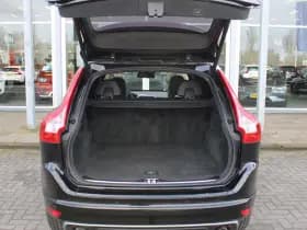 Volvo XC60 T5 FWD Summum thumbnail 6