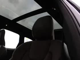 Volvo XC60 T8 Twin Engine AWD Momentum Pro thumbnail 16