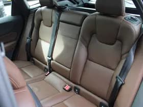 Volvo XC60 T8 Twin Engine AWD Momentum Pro thumbnail 19