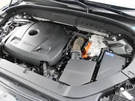 Volvo XC60 T8 Twin Engine AWD Momentum Pro thumbnail 37
