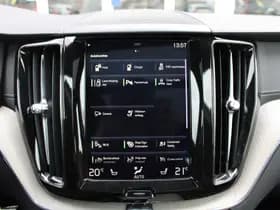 Volvo XC60 T8 Twin Engine AWD Momentum Pro thumbnail 47