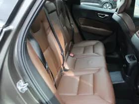 Volvo XC60 T8 Twin Engine AWD Momentum Pro thumbnail 52