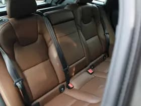 Volvo XC60 T8 Twin Engine AWD Momentum Pro thumbnail 53