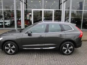 Volvo XC60 T8 Twin Engine AWD Momentum Pro thumbnail 56