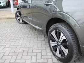 Volvo XC60 T8 Twin Engine AWD Momentum Pro thumbnail 57